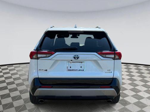 Wind Chill Pearl 2024 Toyota RAV4 Hybrid SE