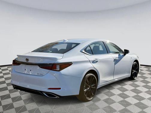 2025 Lexus ES 350 Premium