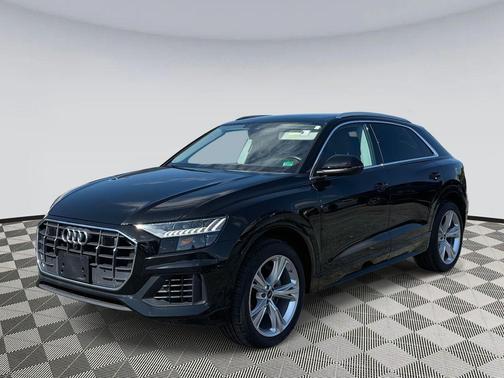 2023 Audi Q8 55 Premium Plus