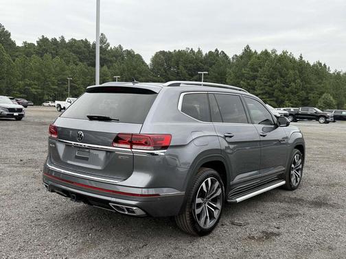 2022 Volkswagen Atlas 3.6L SEL Premium