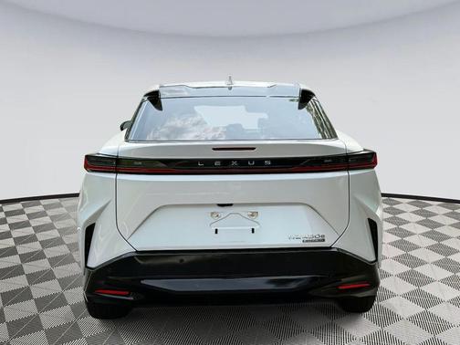 2024 Lexus RZ 450e Premium