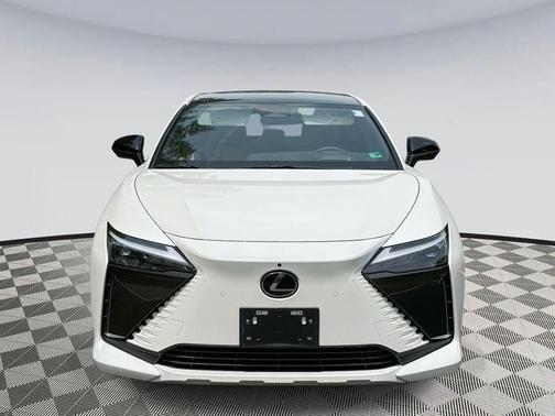 2024 Lexus RZ 450e Premium