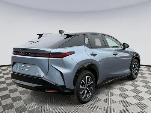 2023 Lexus RZ 450e Premium