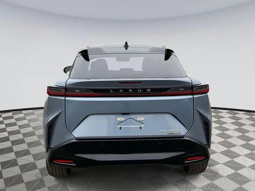 2023 Lexus RZ 450e Premium