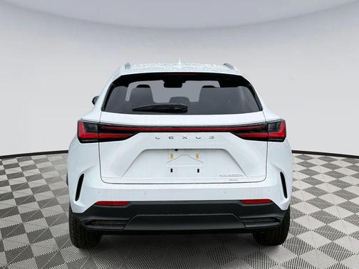 2026 Lexus NX 450h+ Premium