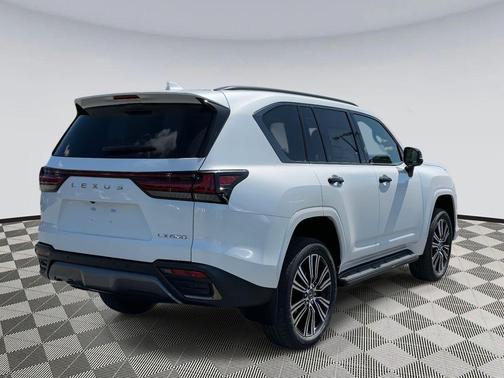 2025 Lexus LX 600 Luxury