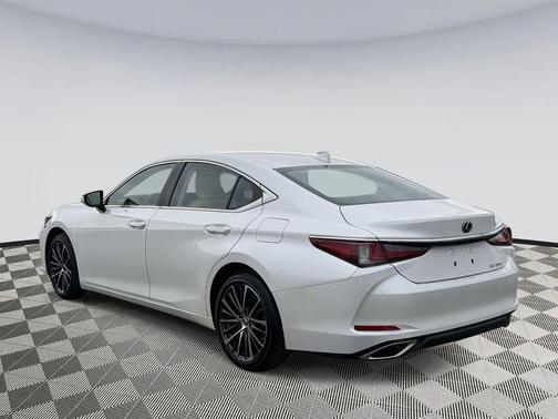 2022 Lexus ES 350 Premium