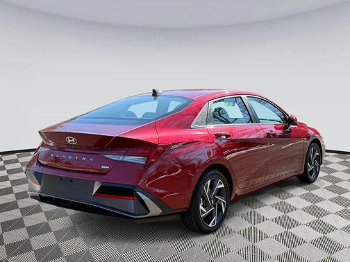 2025 Hyundai ELANTRA HEV Limited