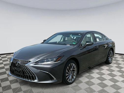 2025 Lexus ES 300h Ultra Luxury