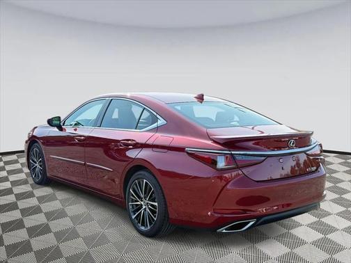 2022 Lexus ES 350 Base