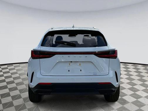 2026 Lexus NX 450h+ NX 450h+ Luxury