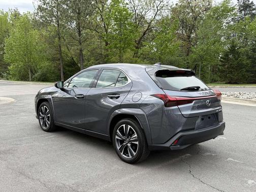 Cloudburst Gray 2024 Lexus UX 250h Base