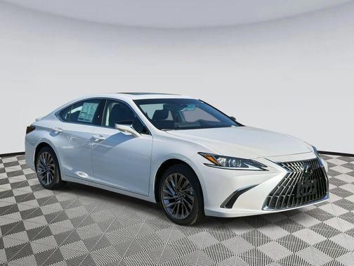 2025 Lexus ES 300h Luxury