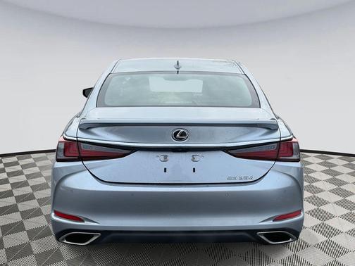 2025 Lexus ES 350 Premium