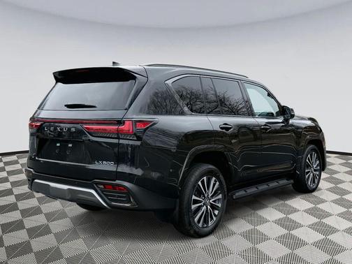 2022 Lexus LX 600 Premium