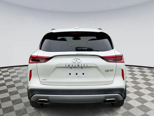 2021 INFINITI QX50 LUXE AWD