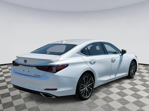 2024 Lexus ES 350 Premium