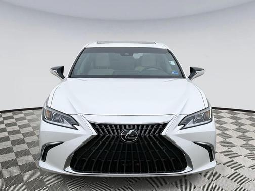2022 Lexus ES 350 Base