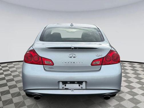 Liquid Platinum 2015 INFINITI Q40 Base