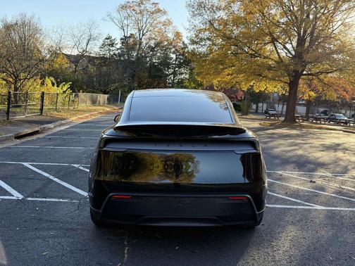 2026 Tesla Model Y Long Range Dual Motor All-Wheel Drive