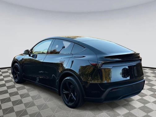 2026 Tesla Model Y Long Range Dual Motor All-Wheel Drive