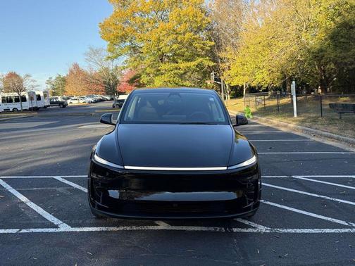 2026 Tesla Model Y Long Range Dual Motor All-Wheel Drive