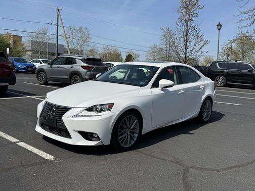 2016 Lexus IS 300 Base