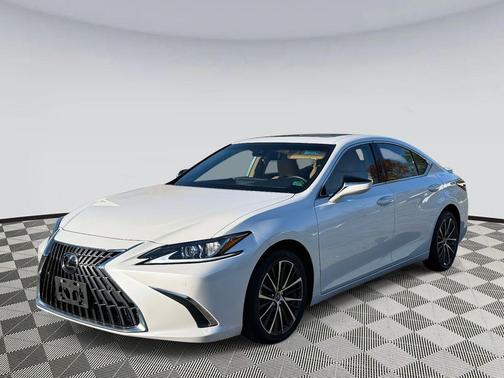 2023 Lexus ES 300h Premium