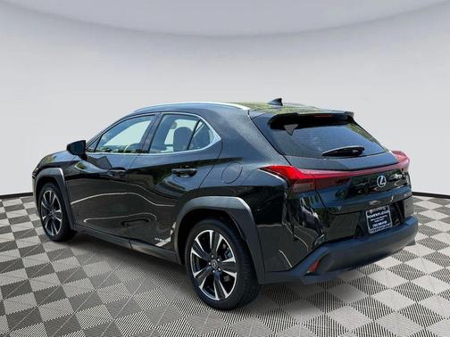 Caviar 2020 Lexus UX 250h Base