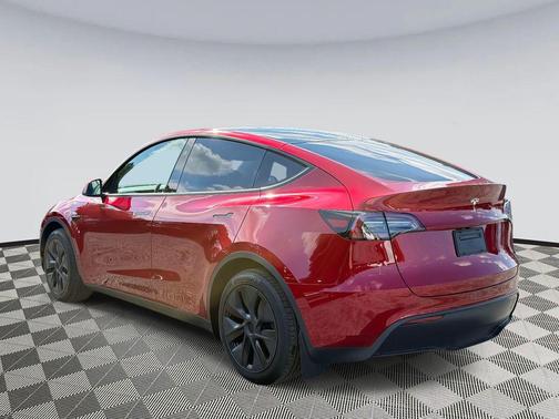 2025 Tesla Model Y Long Range Dual Motor All-Wheel Drive