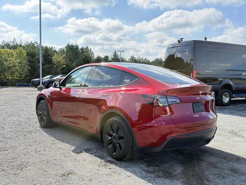 2025 Tesla Model Y Long Range Dual Motor All-Wheel Drive