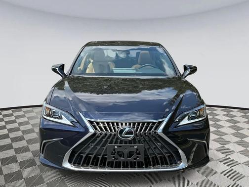 2022 Lexus ES 350 Base