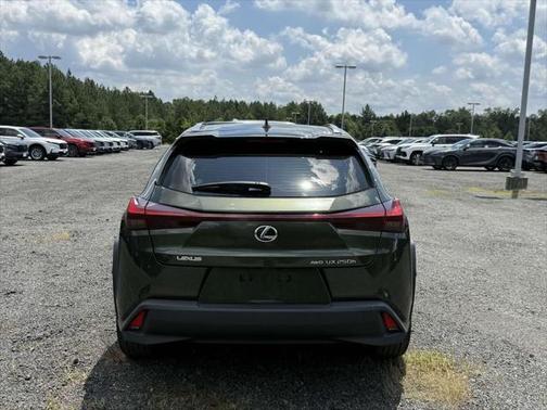 2023 Lexus UX 250h Base