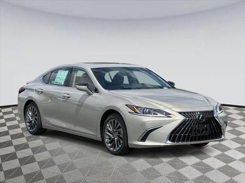 2025 Lexus ES 300h Luxury