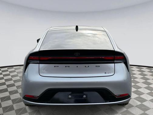 2025 Toyota Prius Limited