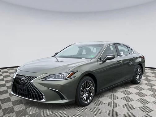 2025 Lexus ES 300h Luxury