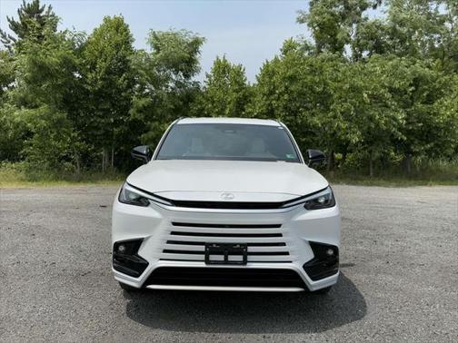 2025 Lexus TX 500h F SPORT Premium