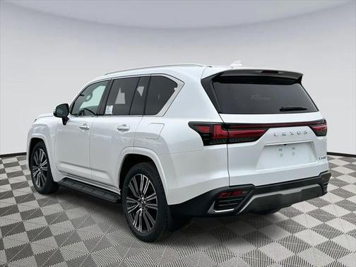 2025 Lexus LX 600 Luxury