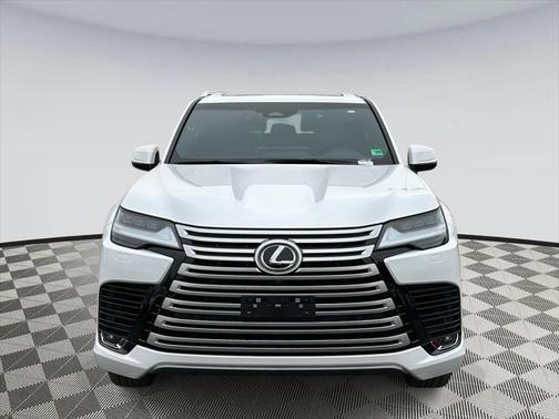2025 Lexus LX 600 Luxury