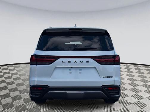 2025 Lexus LX 600 Luxury