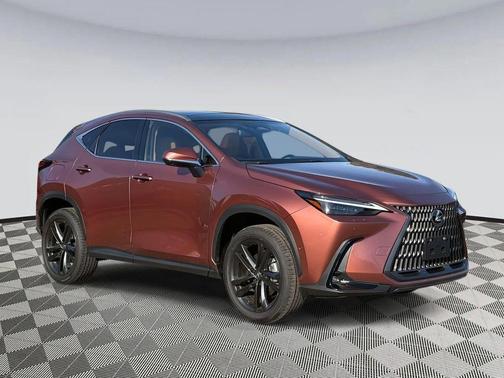 2025 Lexus NX 450h+ Luxury