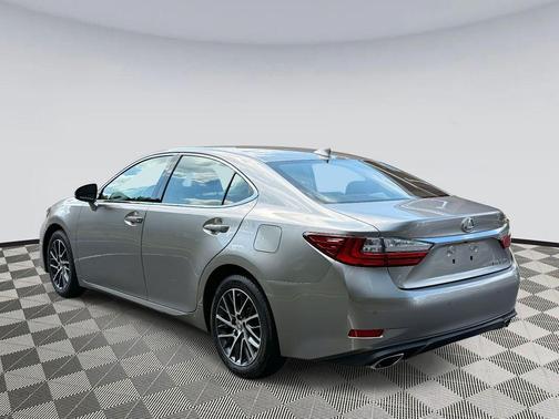 2017 Lexus ES 350 Base
