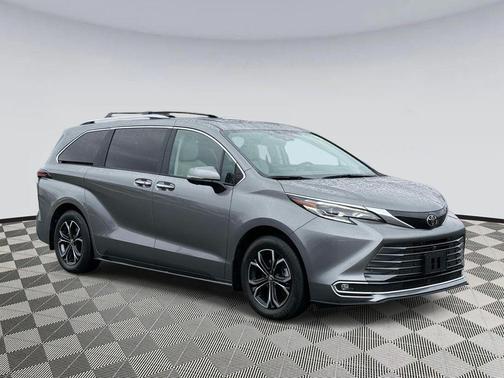 Heavy Metal 2026 Toyota Sienna Platinum