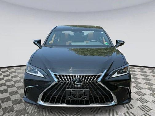 2023 Lexus ES 350 Base