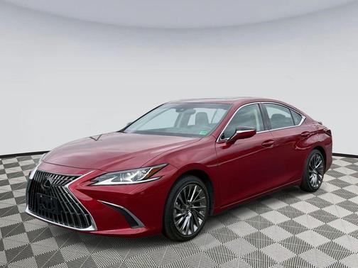 2025 Lexus ES 300h Luxury