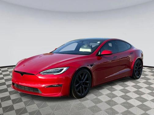 2022 Tesla Model S Plaid