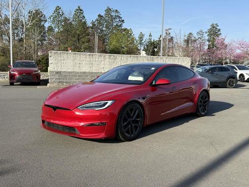 2022 Tesla Model S Plaid