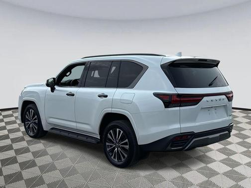 2024 Lexus LX 600 Premium
