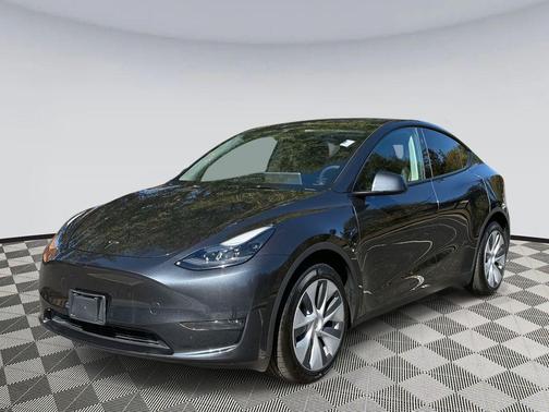 2024 Tesla Model Y Long Range Dual Motor All-Wheel Drive