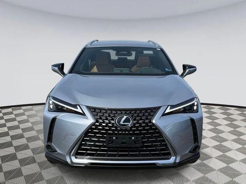 Iridium 2026 Lexus UX 300h Premium